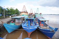 KKP Tangkap Tiga Kapal Pengangkut Barang Tenggelam