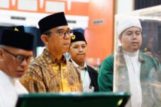 Ponpes Ashqaf Bawa 35 Artefak Peninggalan Rasulullah di Pontianak, Ada Rambut Hingga Jenggot
