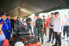 TNI Polri bersama Pemprov Kalbar Bersinergi Tanggulangi Banjir