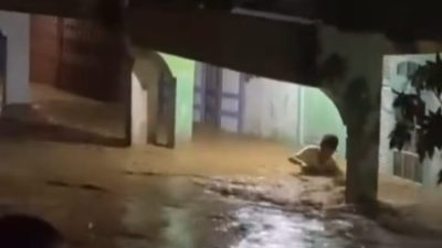 Sungai Sebalo Bengkayang Meluap, Ratusan Rumah Terendam Banjir