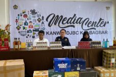 Selama 2023 Bea Cukai Kalbagbar Menindak Seribu Lebih SBP