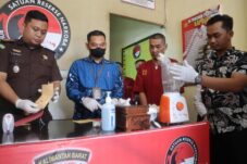 Satresnarkoba Polresta Pontianak Musnahkan Barang Bukti Ungkapan Januari 2024