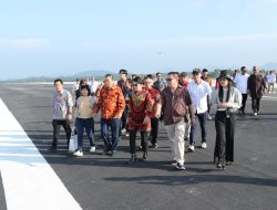 Pesawat Kalibrasi Berhasil Mendarat di Bandara Singkawang