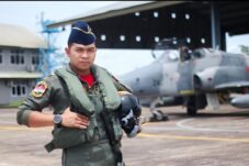 Putra Kalbar Asal Sintang Jadi Pilot Pesawat Tempur TNI AU