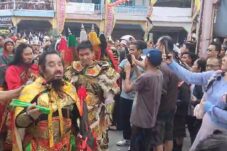 Ritual Tatung Cuci Jalan, Ribuan Wisatawan Padati Singkawang