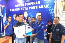 Ketua PAC Se Pontianak Geruduk Kantor DPC Demokrat Kota Pontianak