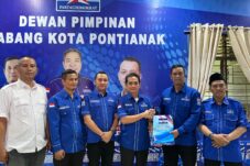 Bahasan Kembalikan Berkas Cawako Pontianak Ke Demokrat