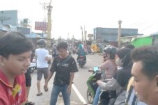 Warteg Gratis Alfamart Bagikan 35.000 Paket Buka Puasa Untuk Duafa