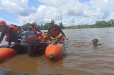 Jatuh Dari Lanting Balita 4 Tahun di Sintang ditemukan Meninggal Dunia