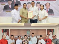 Gerindra dan PKB Serahkan Rekomendasi untuk Sis dan Sukardi sebagai Cabup,Wabup Kapuas Hulu