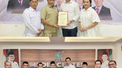 Gerindra dan PKB Serahkan Rekomendasi untuk Sis dan Sukardi sebagai Cabup,Wabup Kapuas Hulu