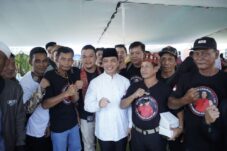 Ria Norsan Dapat Sambutan Hangat dan Didukung Masyarakat Ketapang