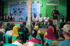 Insentif Guru Ngaji, Bangun Asrama Haji Prioritas Fransiskus Diaan