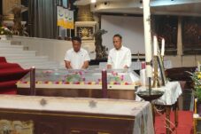 Uskup Agung Pontianak Meninggal Dunia, Krisantus Beri Penghormatan Terakhir