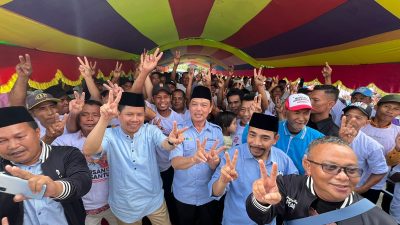 Ribuan Warga Sambut Kedatangan Ria Norsan di Sengawang