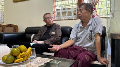 Usai Berkampanye Sutarmidji Jenguk Ustadz Jawani Singkawang