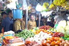 Musim Penghujan Pemkot Pontianak Waspadai Kelangkaan Bahan Pangan dari Pulau Jawa