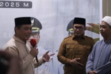 Gubernur Kalbar Ria Norsan Gelar Safari Ramadan di Masjid Awwaludin