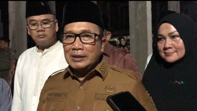 Bupati Sujiwo Targetkan Pembangunan Masjid Awwaludin Cepat Rampung