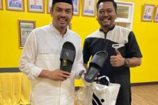 Resah dengan Gempuran Merek Luar, Lolex Launching Sandal Merek Lokal