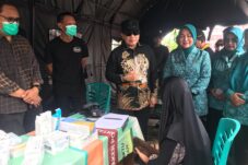 Bupati Sujiwo Mitigasi Bencana Banjir di Sungai Ambawang