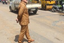 Sujiwo Berang, Pengerjaan Jembatan Parit Bugis Kubu Raya Belum Rampung