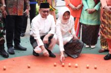 Pemkot Kembangkan Kawasan Tugu Khatulistiwa