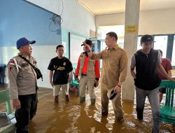 Bupati Sis Pinta Kepala Desa Data Korban Banjir