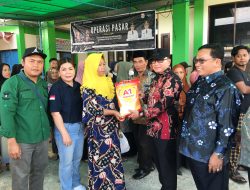 Pemkab Kubu Raya Salurkan 1000 Paket Sembako Bersubsidi