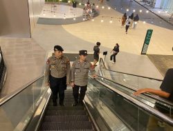 Polres Kubu Raya Kawal Ketat Warga di Jalur Mudik dan Pusat Perbelanjaan