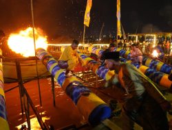 236 Meriam Karbit Menggelegar Malam Lebaran di Pontianak
