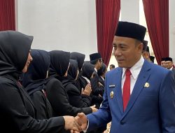 Lantik 12 Pejabat Fungsional, Krisantus Harap Bisa Jalankan Tugas dengan Baik