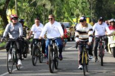 Gowes dan Tanam Pohon, Sujiwo: Pola Hidup Sehat dan Peduli Lingkungan