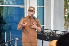 Bupati Sujiwo Klarifikasi Isu Jual Beli Lahan Mangrove Di Desa Kubu: SPT Dibatalkan, Uang Dikembalikan