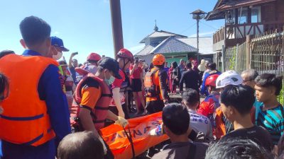 Tim SAR Berhasil Temukan Bocah Tenggelam di Sungai Kapuas