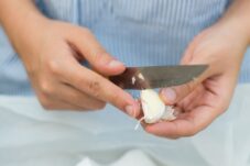 Bawang Putih dan Timun bisa Netralkan Kolesterol? Ini Penjelasannya