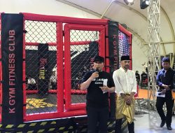 Hadiri Event Begasak Seri 2, Bupati Sujiwo Berikan Hadiah Bagi Petarung Favorit