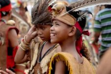 Majukan Generasi Dayak di Kalbar Melalui ‘Empowering The Young Generation Left Behind