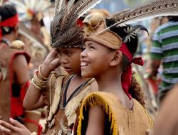 Majukan Generasi Dayak di Kalbar Melalui ‘Empowering The Young Generation Left Behind