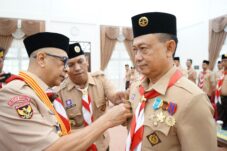 Edi Kamtono Dikukuhkan Selaku Ketua Mabicab Gerakan Pramuka Kota Pontianak
