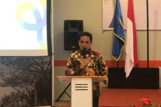 Hadiri Sidang Pelantikan Himpunan Mahasiswa Buddhis, Wawako Pontianak Ingatkan Jalani Tugas dengan Penuh Integritas