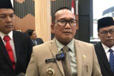 Bupati Sujiwo Lantik Direktur PDAM Kubu Raya Periode 2025-2030, Harapkan Peningkatan Pelayanan Lebih Baik
