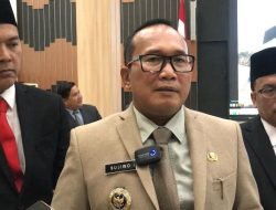 Bupati Sujiwo Lantik Direktur PDAM Kubu Raya Periode 2025-2030, Harapkan Peningkatan Pelayanan Lebih Baik
