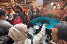 Tim Sidak Proses Oknum Pedagang Gunakan Alat Timbang Curang