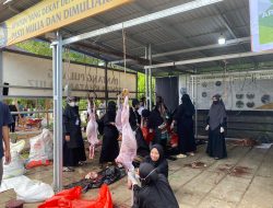 Masjid Ismuhu Yahya Bagikan Daging Kurban ke Warga