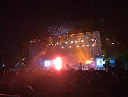 Gelar Borneo Harmony 2025, Konser di Meriahkan Ribuan Penonton di Pontianak