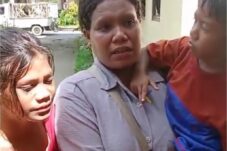 Ditahan Akibat Dugaan Pengrusakan Fasilitas Kantor, Tangis Pilu Keluarga Terdengar Harapkan Pembebasan