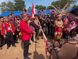 Krisantus Buka Pekan Gawai Dayak Ke-XII Sintang: Gawai Bukan Sekadar Pesta, Tapi Warisan Budaya
