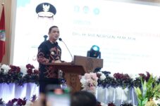 Ria Norsan Soroti Rendahnya IPM, Target Naik Peringkat dalam Lima Tahun