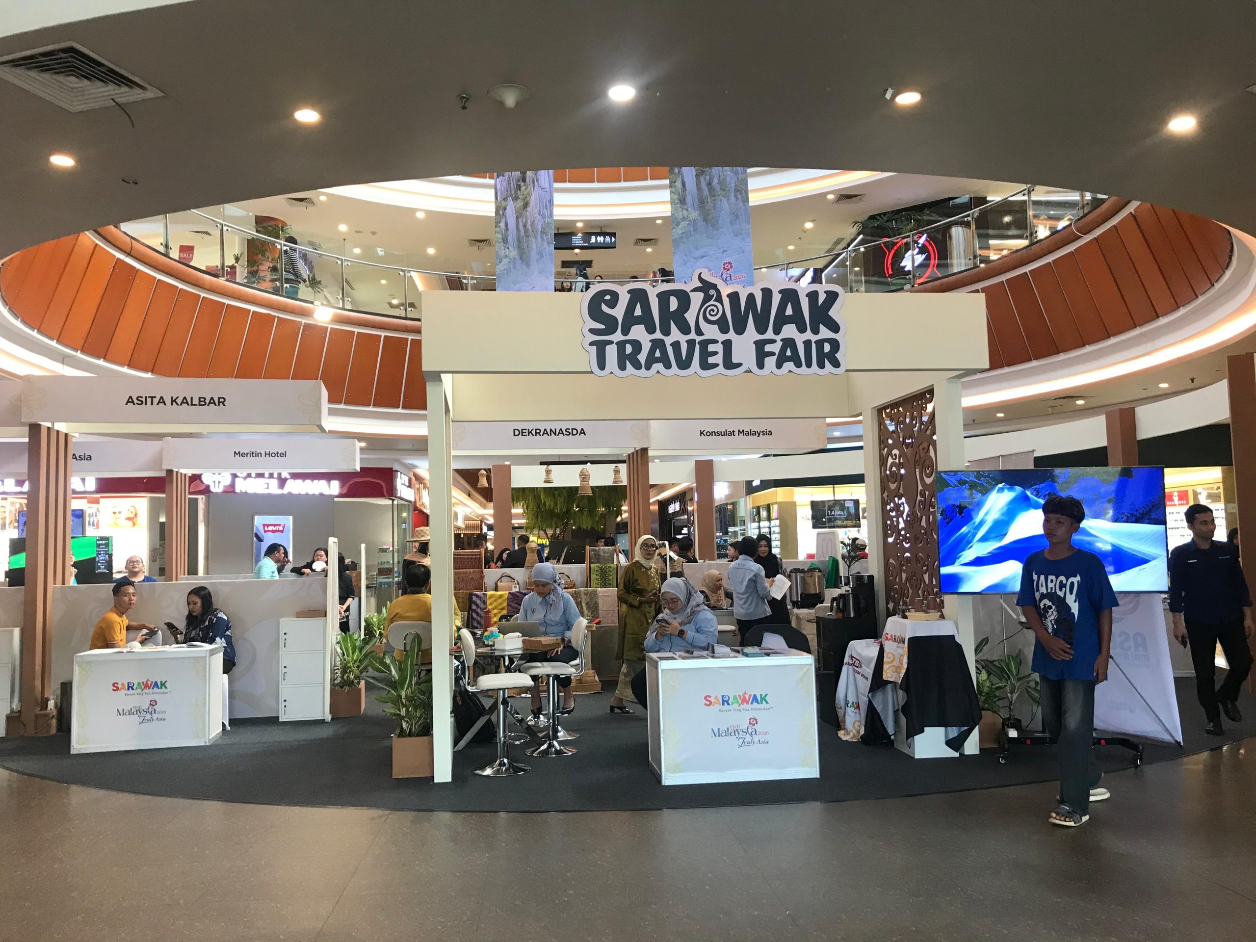 Sarawak Travel Fair 2025 Digelar di Ayani Megamall Pontianak